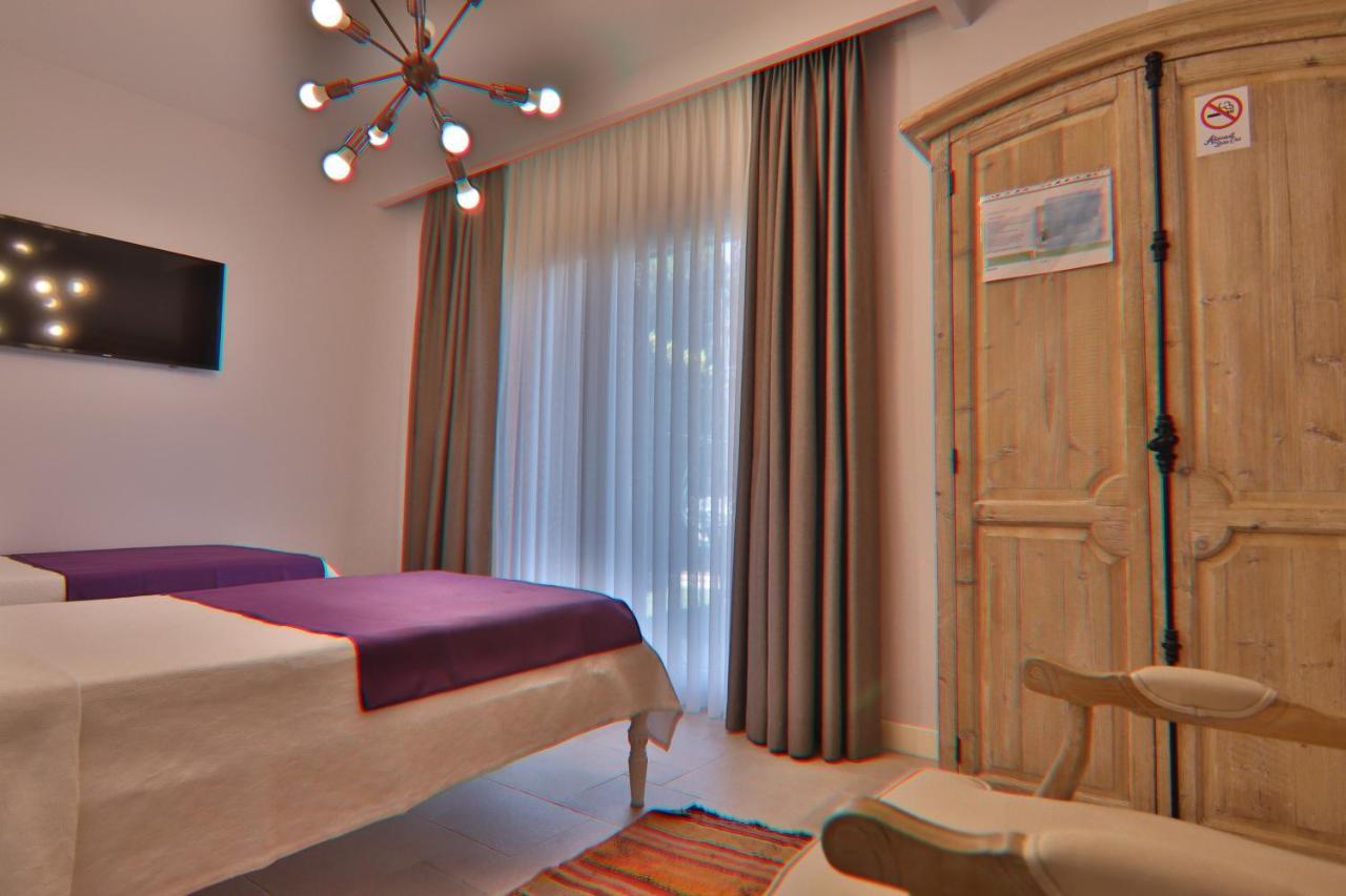 Alacaat Otel Alaçatı Exterior foto